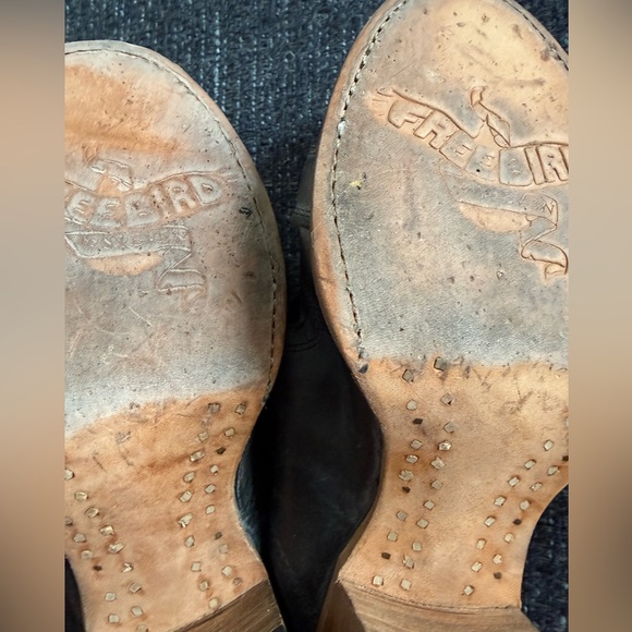 Freebird by Steven Caprice 7 - Picture 4 of 7